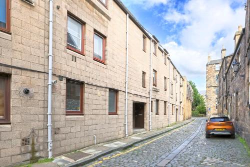 JOIVY Modern 1 bed Flat in West End, close to Princes Gardens photo 7