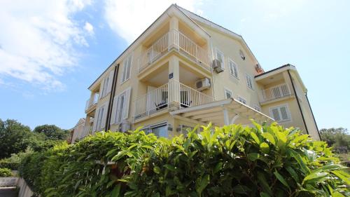 Zdjęcie z galerii obiektu Apartment Kukolj w mieście Vantačići