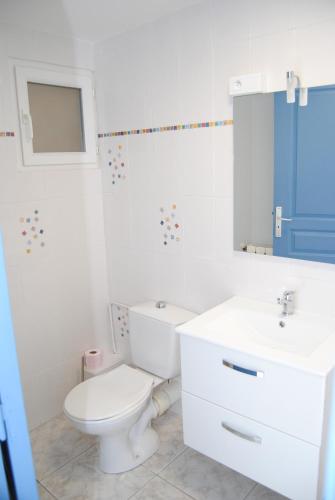 Vonios kambarys apgyvendinimo įstaigoje maison a Agde