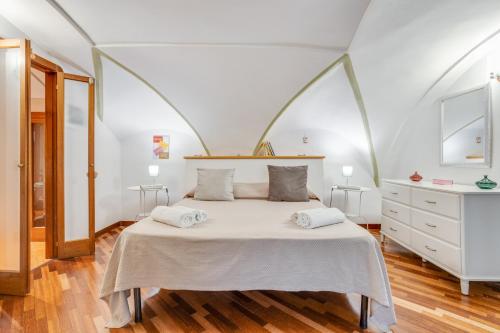 GuestHost - Casa Querida Central & Elegant Flat