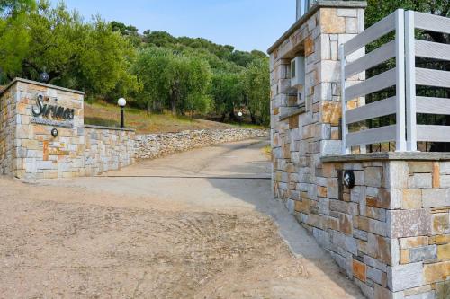Gallery image of Giola Bungalows Sirines in Astris