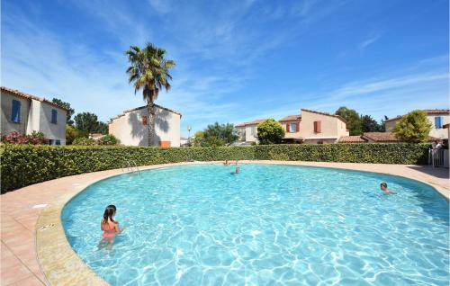3 Bedroom Awesome Home In Aigues-Mortes