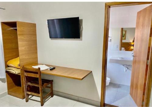 Ένα μπάνιο στο Hotel Avenida