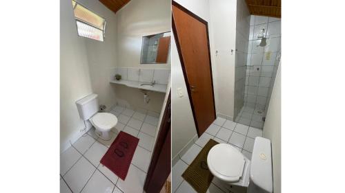 twee uitzicht op een badkamer met een toilet en een douche bij Pousada Caravelas in São Miguel do Gostoso