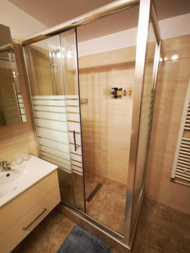 Bilik mandi di Casa Flandria