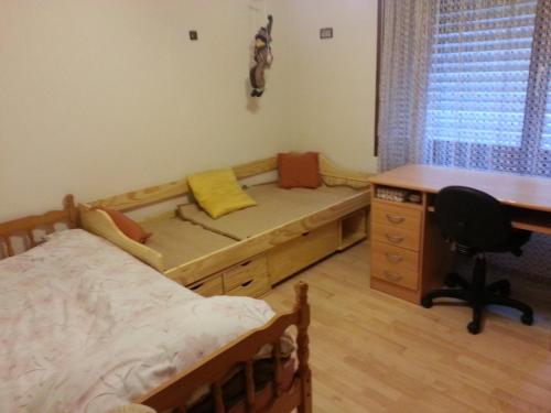 Postel nebo postele na pokoji v ubytování Wohnung Casa Hirundella