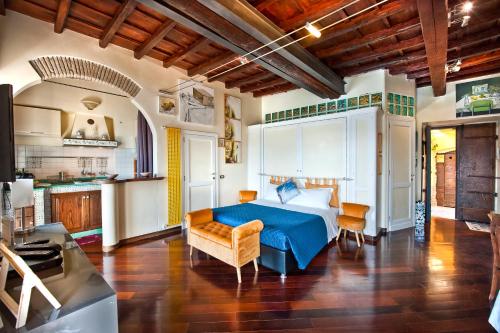 Una cocina o cocineta en Atlantis Inn Castelgandolfo