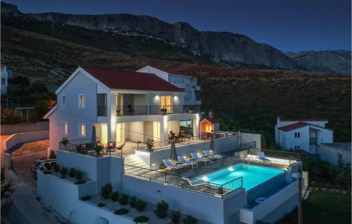 4 Bedroom Awesome Home In Kucine