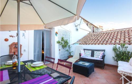 Amazing home in Castellabate with 3 Bedrooms and WiFi