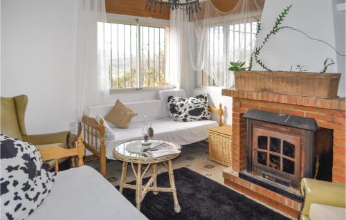 Three-Bedroom Holiday Home in Padul, Spain - Booking.com