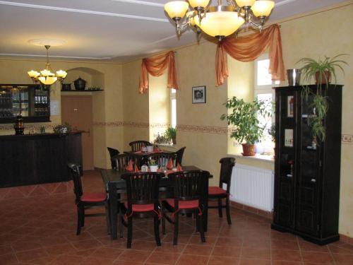 Fotografie z fotogalerie ubytování Hotel Garni Dekorahaus v destinaci Bad Schandau