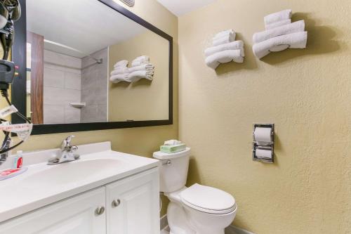 Un baño de Inn at York