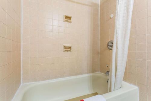 Un baño de Inn at York