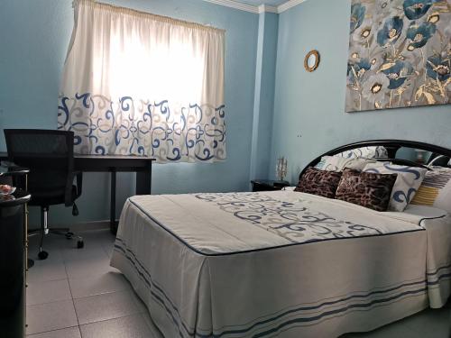 Postel nebo postele na pokoji v ubytování Habitación con baño privado
