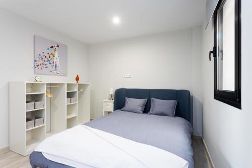 New 140m2 loft-style flat at town heart, 3 beaches close CASA LEON