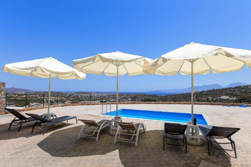 VILLA IRIFAY