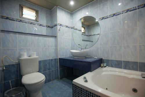Imagen de la galería de Puy Ahuzat Haosher Hotel, en Tiberíades