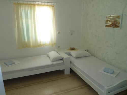 Gallery image of Four Seasons Rooms & Apartments in Ios Chora