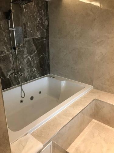 Esila Hotelにあるバスルーム