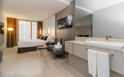 Gallery image of Grums Hotel & Spa in Barcelona
