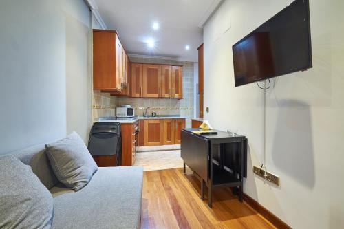 Cucina o angolo cottura di Apartamentos Madrid Atocha