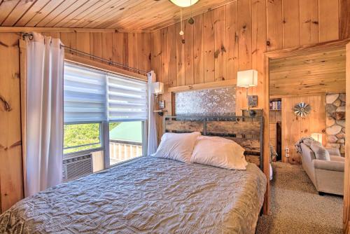 Gallery image of Quaint Gilford Apt with Fire Pit and Pool Access! in Gilford