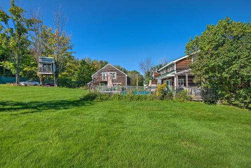 Gallery image of Quaint Gilford Apt with Fire Pit and Pool Access! in Gilford