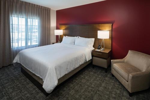 Staybridge Suites - Phoenix – Biltmore Area, an IHG Hotel Image