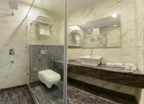 Un baño de Hotel Alleviate