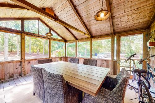 Lambert's Cove Estate – Photos 2