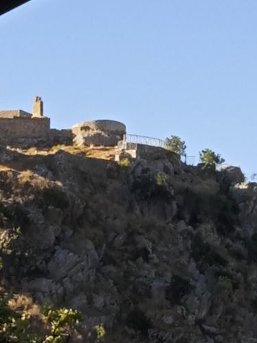 Fotografie z fotogalerie ubytování Tolis Rooms v destinaci Himare
