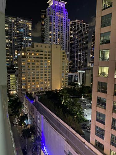 High Rise Brickell Modern Studio photo 45