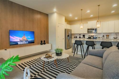 Luxe stay at Windsor at Westside near Disney, Kissimmee, United States
