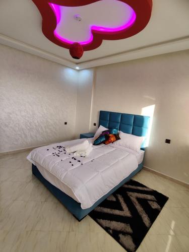 Una cama o camas en una habitación de House Viola