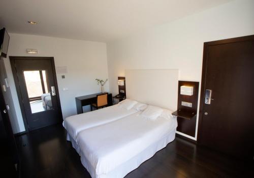 Hotel Rural Las Monteras, Villanueva del Rey Córdoba – Precios actualizados  2023