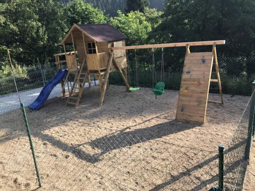 Zdjęcie z galerii obiektu Apartmány pod lanovkou w mieście Hořejší Vrchlabí