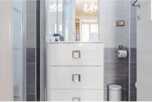 Bagno di Rome Place