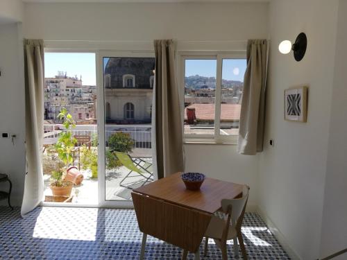 Cozy Penthouse in the historic center of Naples