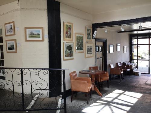 Galería fotográfica de The Dragon Hotel en Montgomery