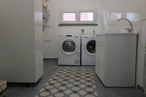 Gambar di galeri bagi B&B ex Albergo Centrale ATESSA CENTRO di Atessa