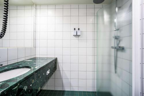 Kúpeľňa v ubytovaní Scandic Plaza Umeå