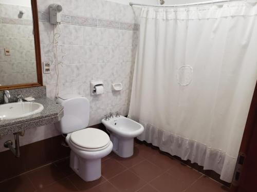 Un baño de Hotel Bahía