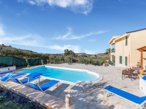 Stellar Apartment in Realmonte with Shared Swimming Pool
