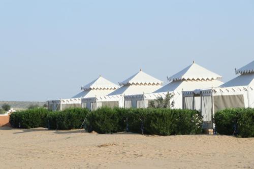 Gallery image of Sunny Desert Camp in Kūri