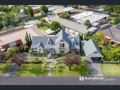 El barrio en el que está el bed and breakfast o un barrio cercano