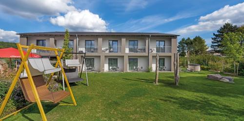 Walhalla Hotel Regensburg Hoeferer 4 Sterne Superiorにある庭