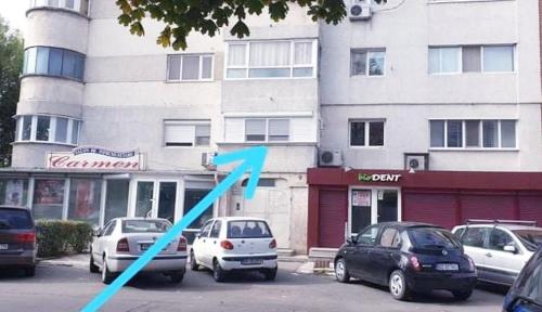 Το κτήριο όπου στεγάζεται  το διαμέρισμα