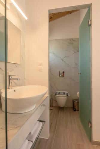 Un baño de GT Beach