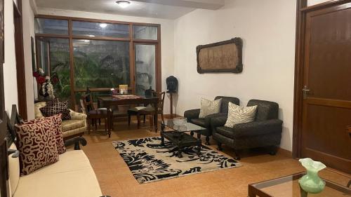 Zona d'estar a The Stay Inn New Delhi