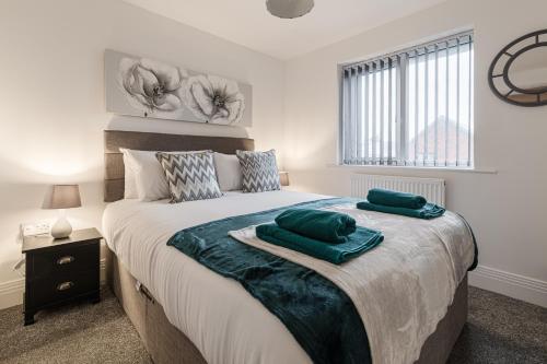 Кровать или кровати в номере Tannery Place - 3 Bedrooms Parking Wi-Fi Garden